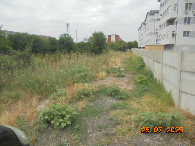 Teren construibil - intravilan in suprafata de 1012 MP 1