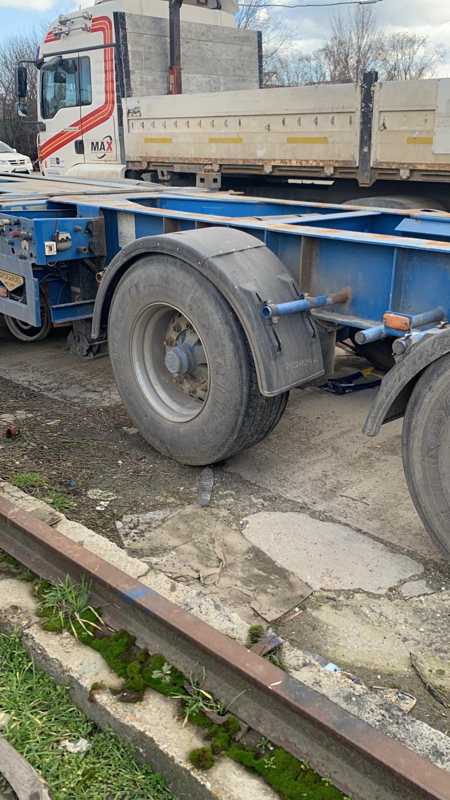 Semiremorca O4 marca BROSHUIS model 2CONNECT 2AKCC 1