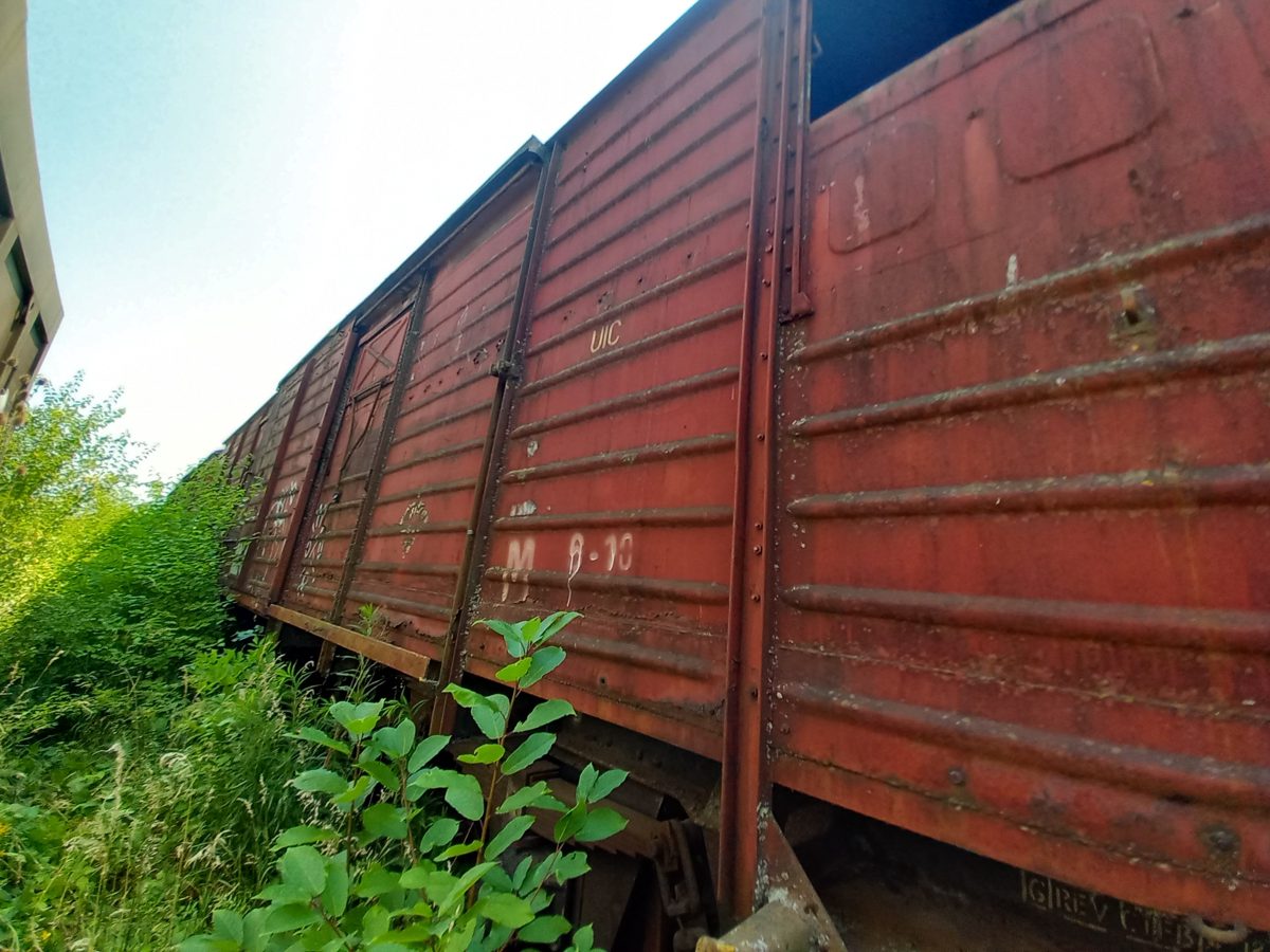 Vagon de marfa - Brasov Triaj- seria GBS, nr.215315044564, linia 2 B 1