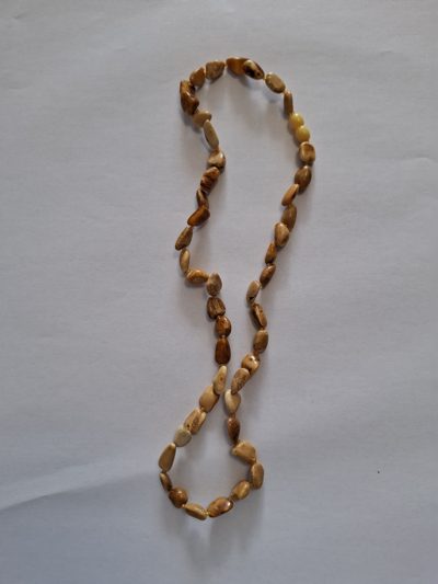 Sirag chihlimbar slefuit Lot 200