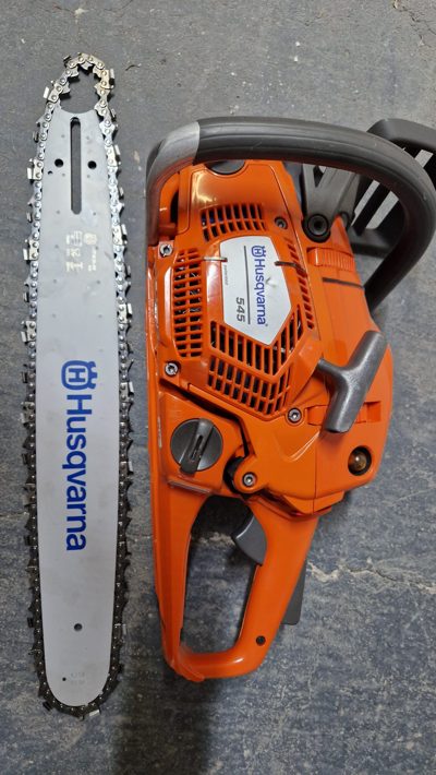 Motofierastrau marca Husqvarna, model 545, cu lama si lant
