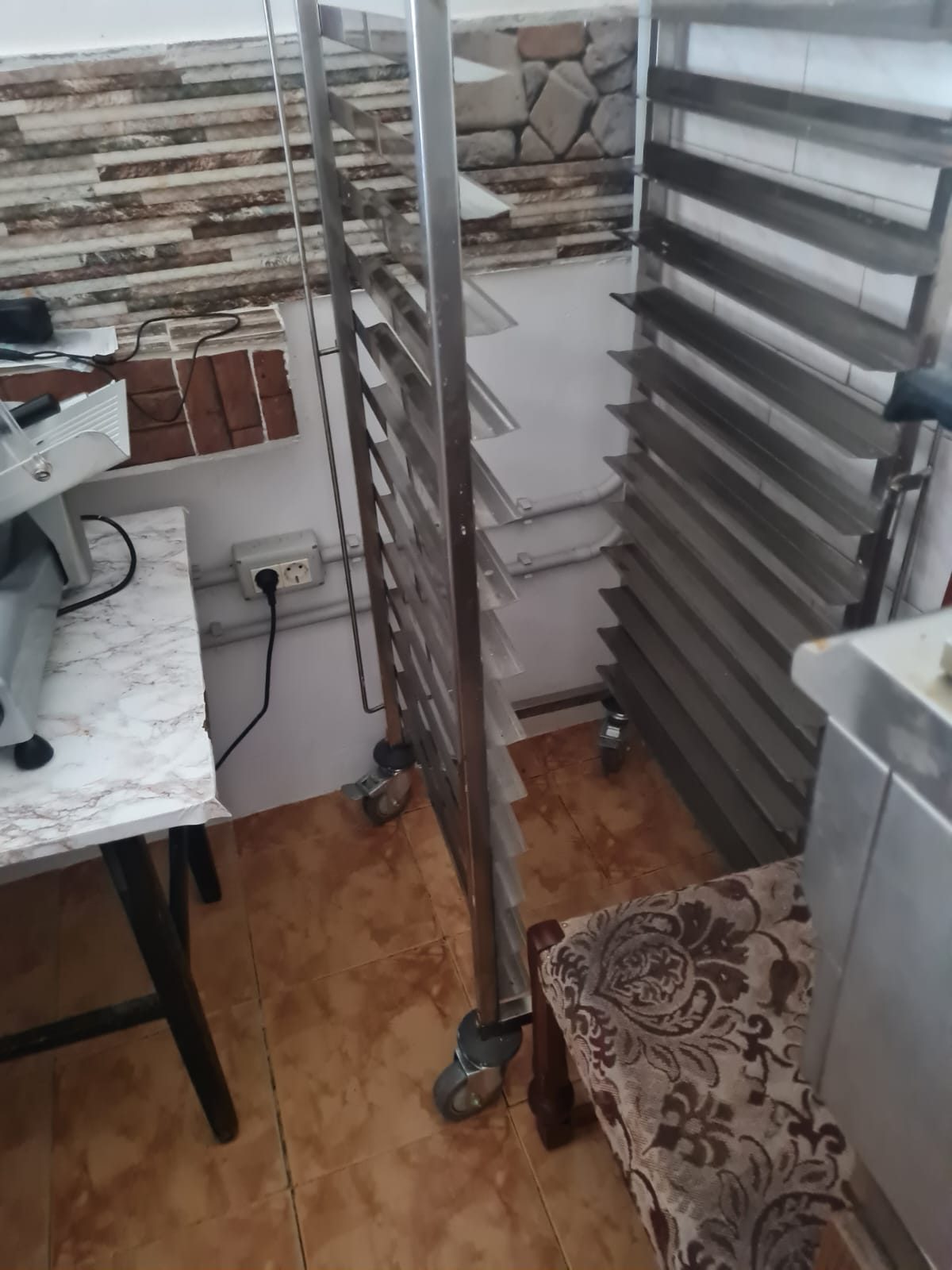 RASTEL TĂVI 1