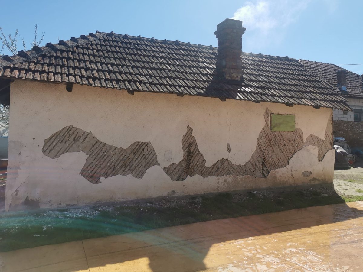 Casa si teren 1