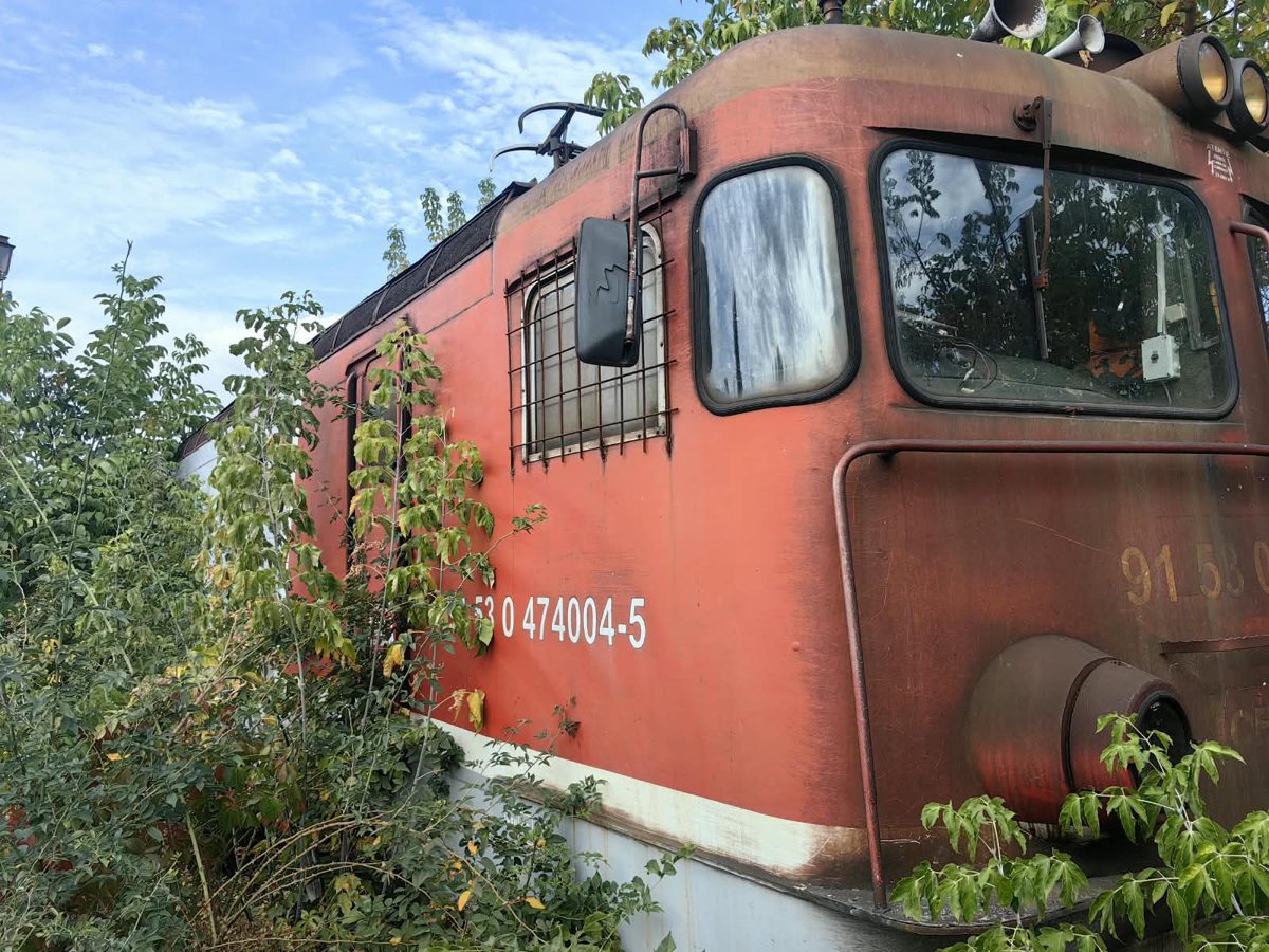 Locomotiva 91530474004-5 - Locomotiva LE 6600 KW (01.01.1979) 1