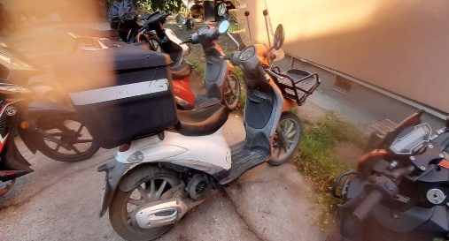 Scuter marca PIAGGIO LIBERTY CORPORATE MA6 01 1 1