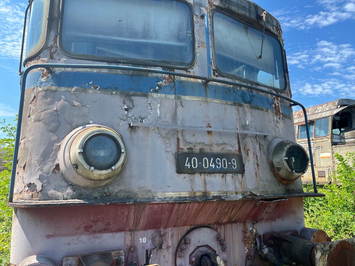 Locomotiva electrica seria 40-0490-9 1