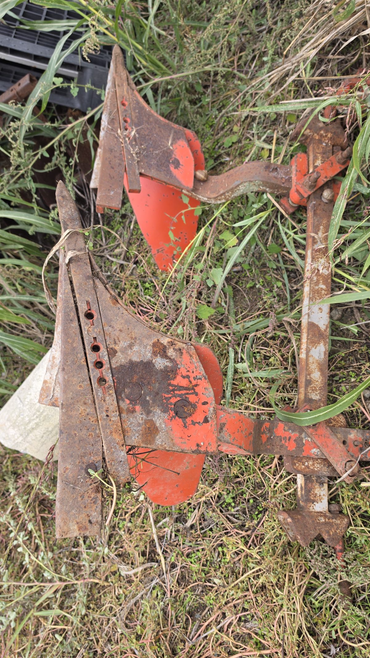 PLUG CULTIVATOR VITA DE VIE 1