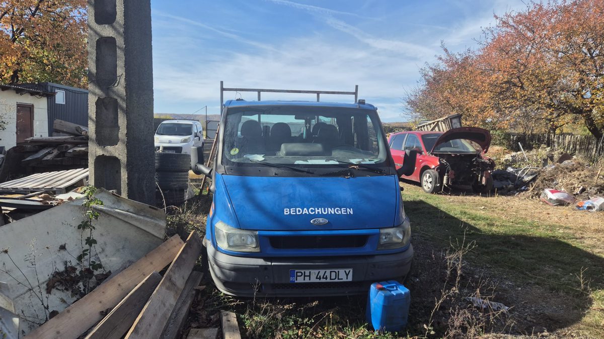 Autoutilitară BA suprastructură deschisă Ford model Transit 1