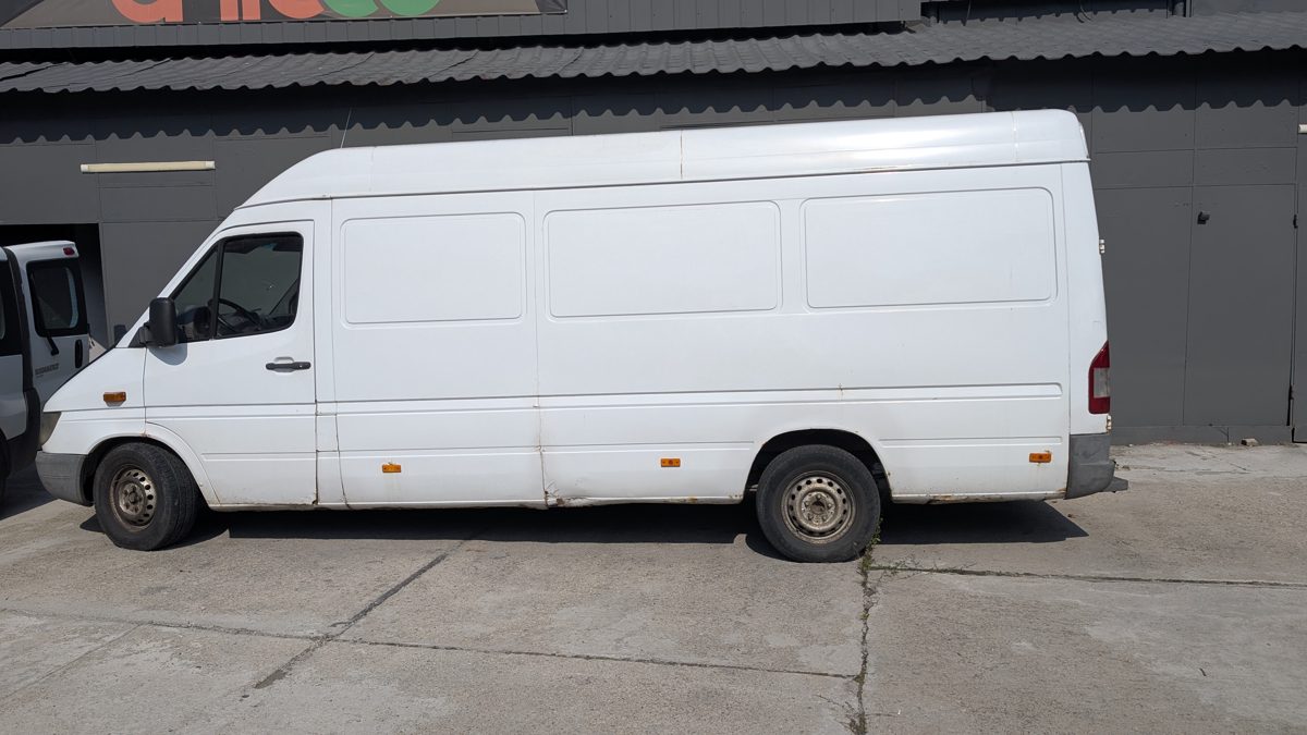 Autoturism marca Mercedes-Benz model Sprinter Furgon culoare Alb 1