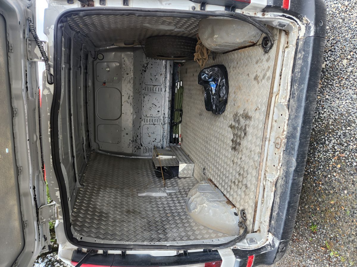marca MERCEDES BENZ model VITO109 CDI culoare ALB 1