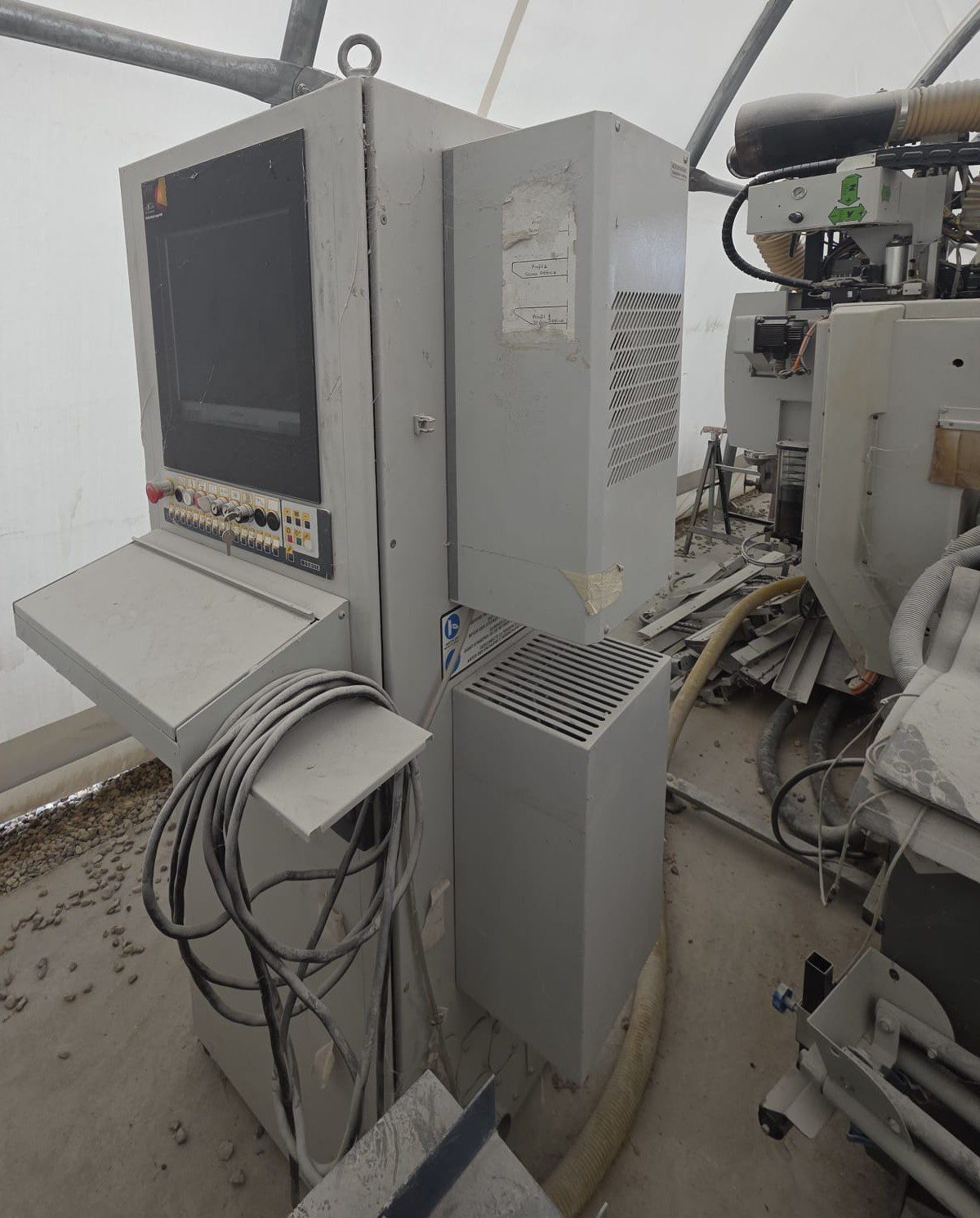 ROBOT BIESSE ROVER A3 PENTRU FREZARE CU CNC 1