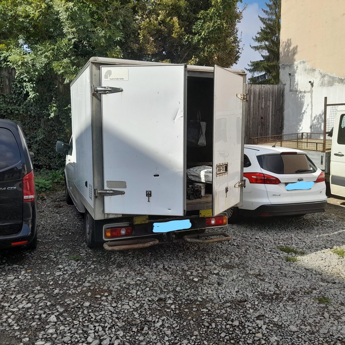AUTOUTILITARA marca VOLKSWAGEN model TRANSPORTER 1