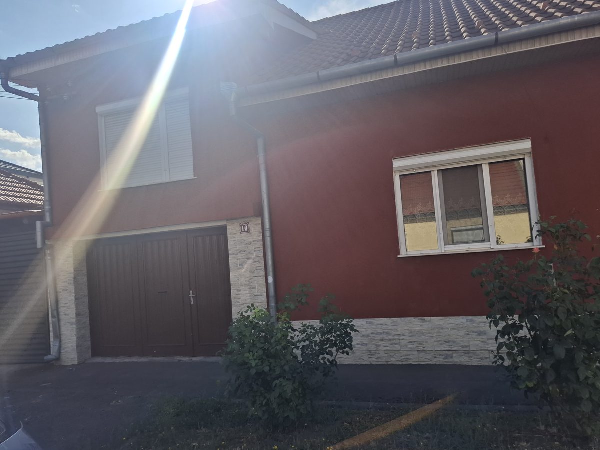 cota 1/3 din Teren aferent in suprafata de 500 MP si din constructia de locuinte cu acte 1