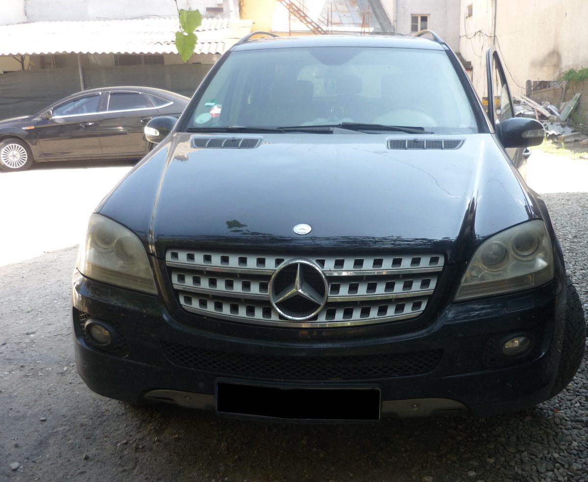 Autoturism marca MERCEDES-BENZ model ML 320 CDI 4MATIC 1