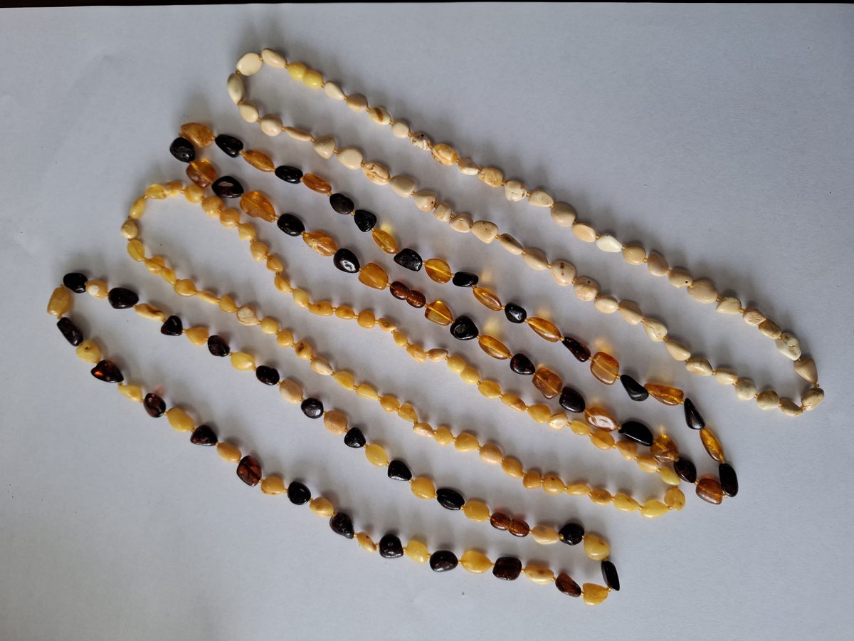 Șirag chihlimbar șlefuit Lot 113 1