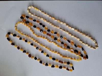Șirag chihlimbar șlefuit Lot 113