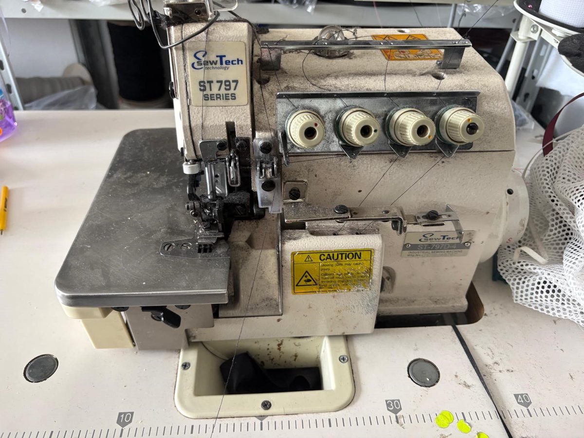 Masina de cusut SewTech Technology ST797D-4 Series 1