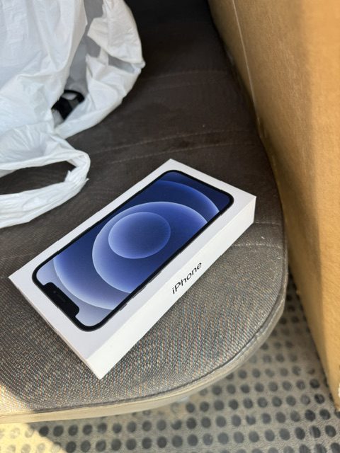 Telefon mobil inteligent marca APPLE 1