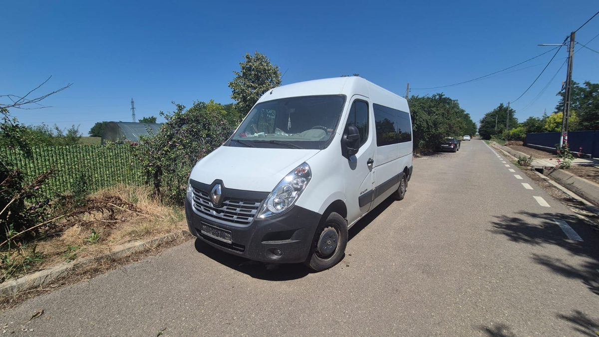 RENAULT model MASTER 1