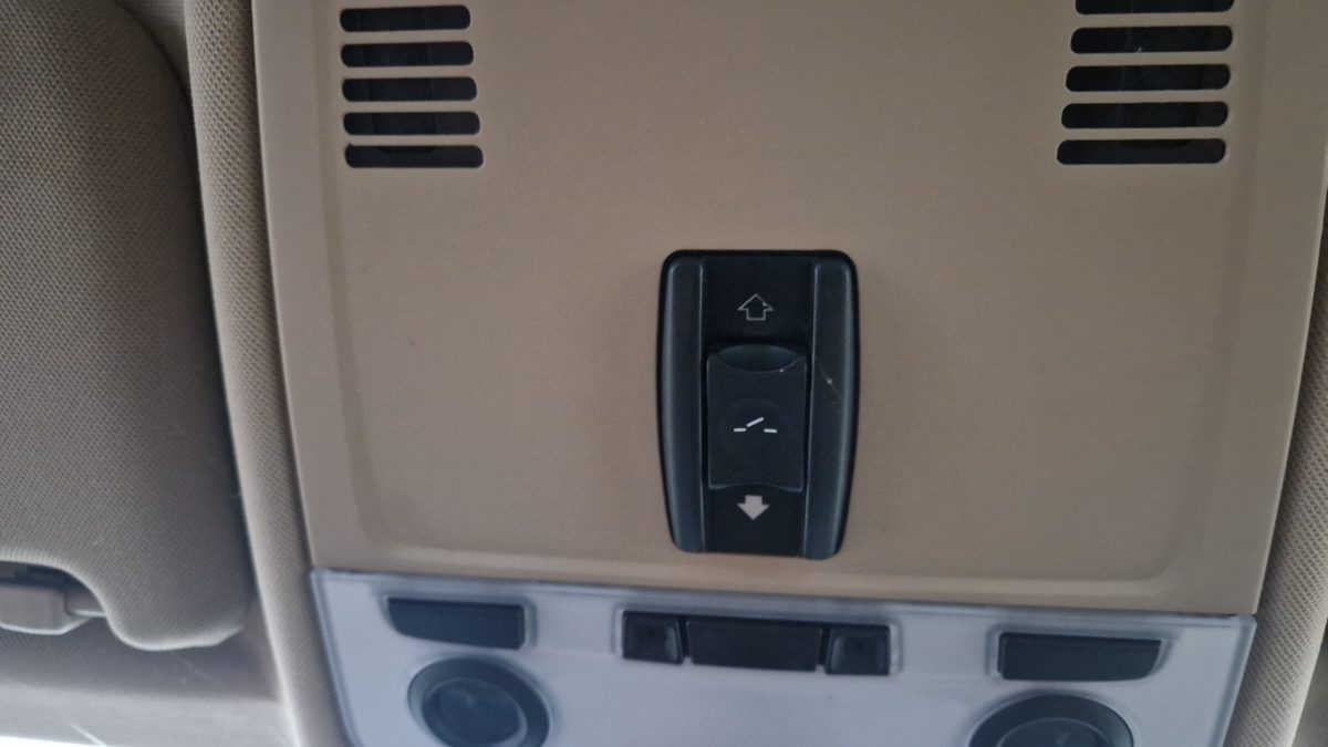 autoturism BMW 330D, ss. WBAVU91020KT13839, an 2006, cap.cil. 2993 cmc. 1