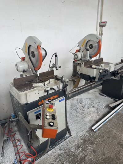 MASINA DE DEBITAT LA 2 CAPETE marca ELUMATEC model DG/79/45+E111