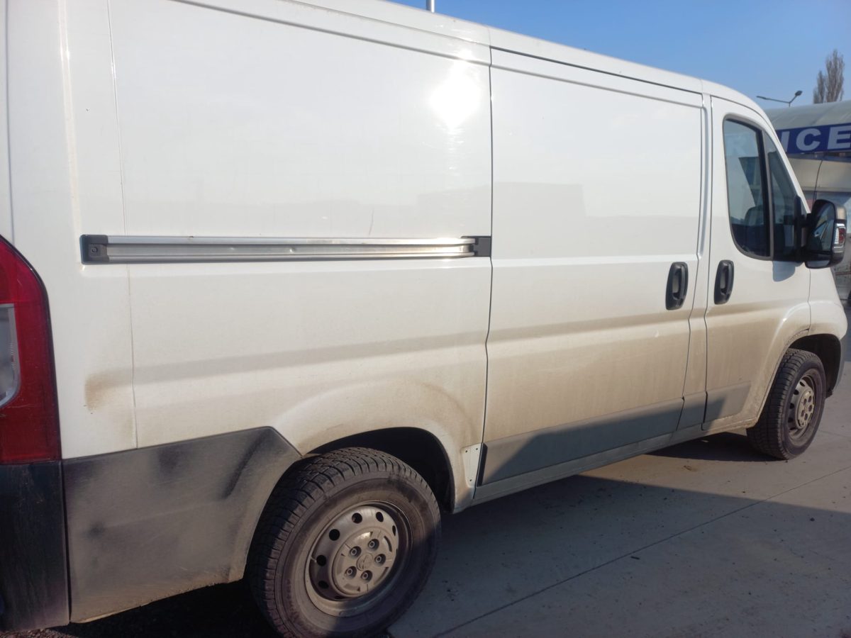 marca PEUGEOT BOXER Y GY A1MFA culoare Alb 1