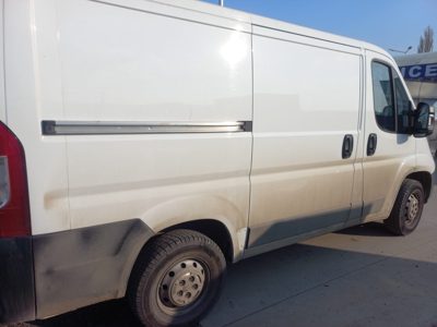 marca PEUGEOT BOXER Y GY A1MFA culoare Alb