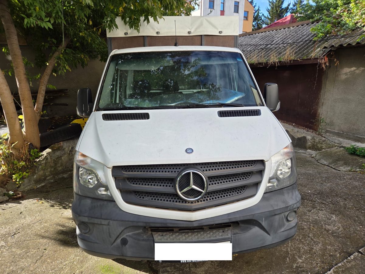 Autovehicul MERCEDES-BENZ model SPRINTER 316 1
