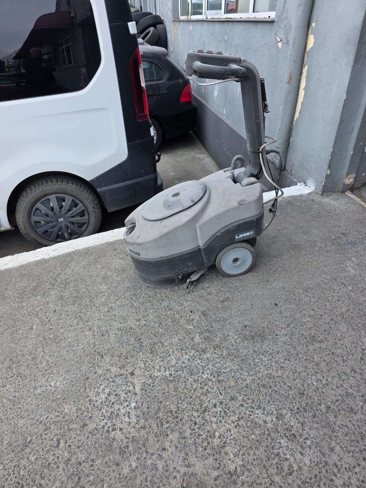 Miniatură 4