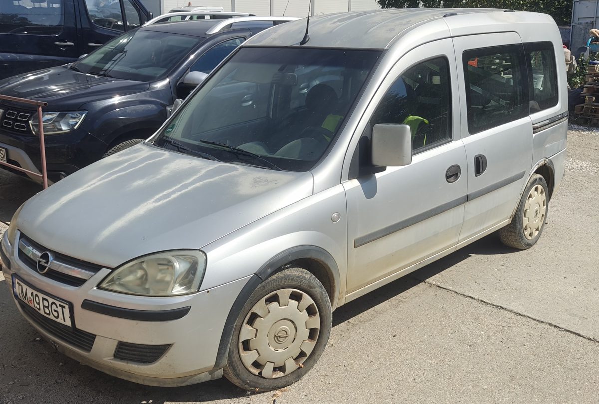 Autoturism marca OPEL model OPEL COMBO-C COMBO-C 1A06JMBCB5 BF11 1