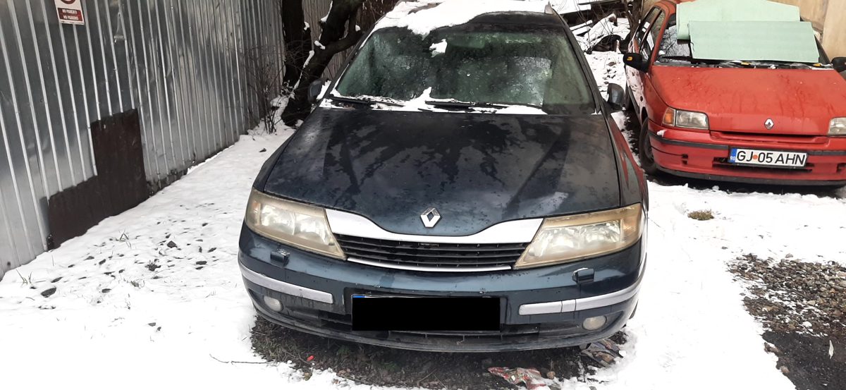 Autoturism marca Renault model Laguna culoare VERDE 1