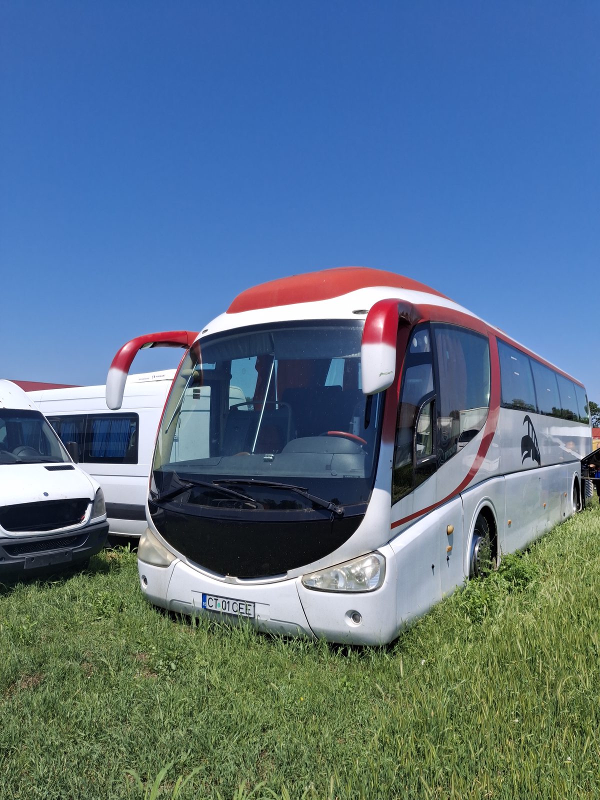 Microbuz cat D marca IVECO model 397E12 1