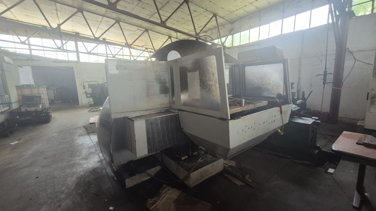 CENTRU DE PRELUCRARE TAKISAWA, MODEL MAC-V1E, SERIE NR MATRICOL TMYR1766 1