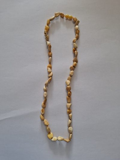 Sirag chihlimbar slefuit Lot 195