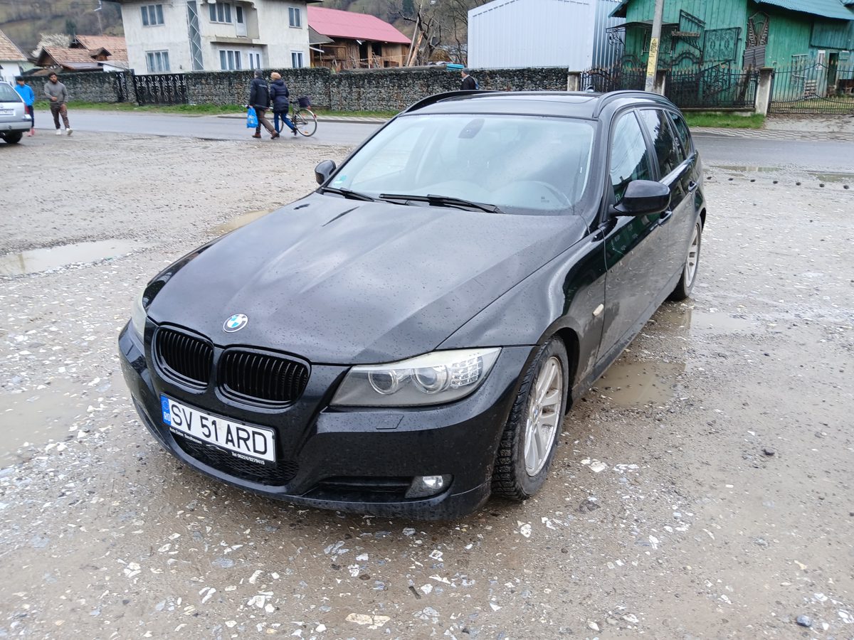 Autoturism marca BMW model 320D 1