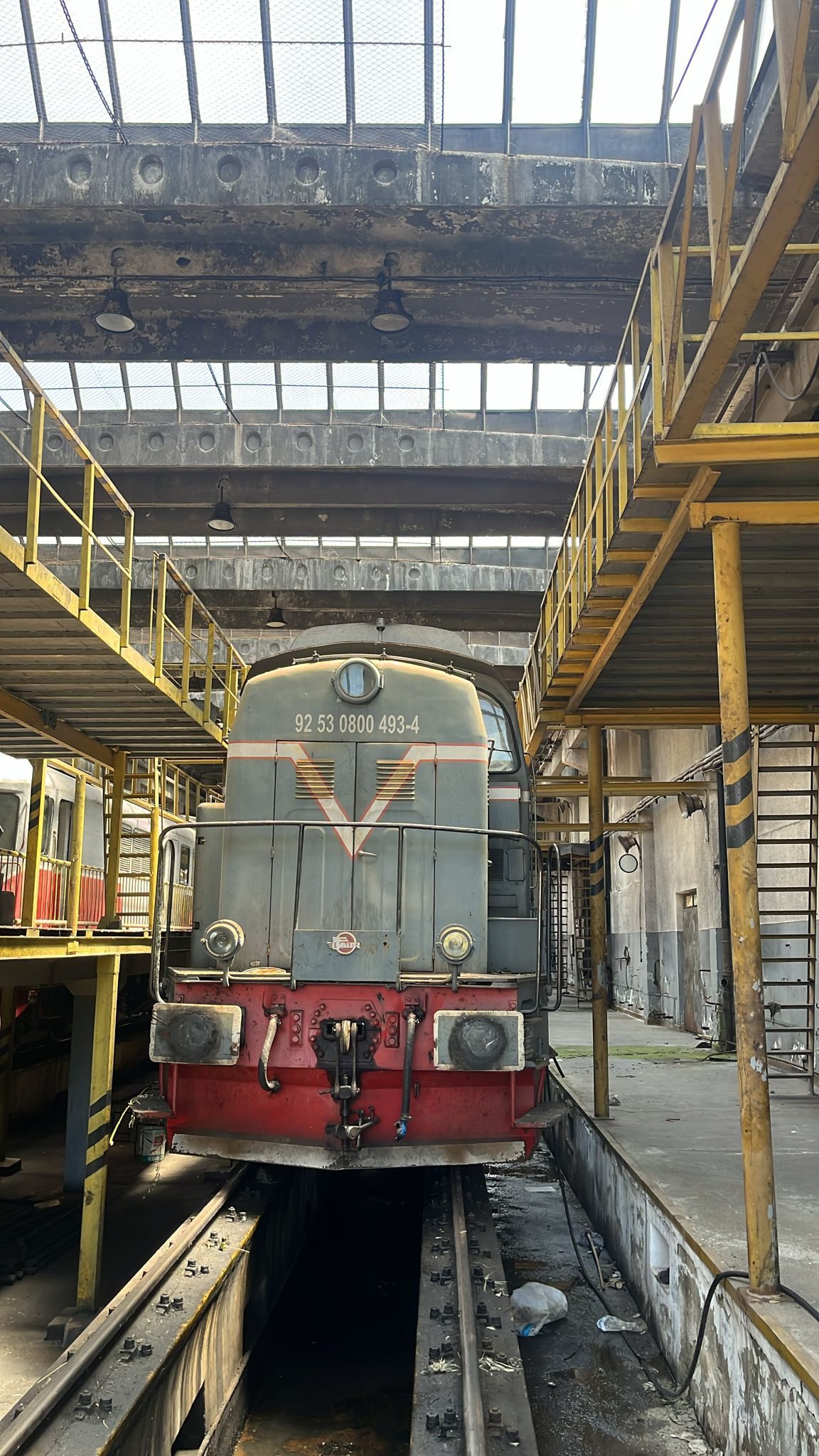 Locomotiva 92530800493-4 - LOCOMOTIVA -DHC 1250 CP (01.01.1977) 1