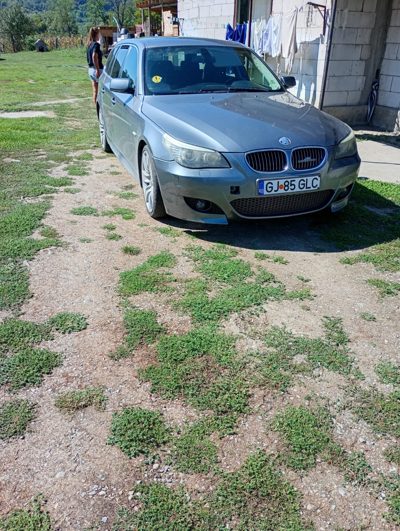 Autoturism marca BMW model 525D culoare Gri