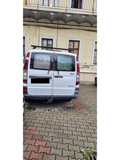 Autoutilitara marca Mercedes-Benz model Vito 111CDI