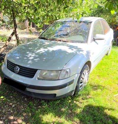 Autoturism marca Volkswagen model Passat 3B
