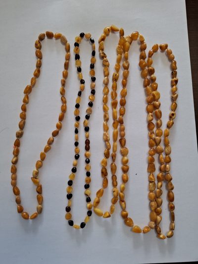 Sirag chihlimbar slefuit Lot 158