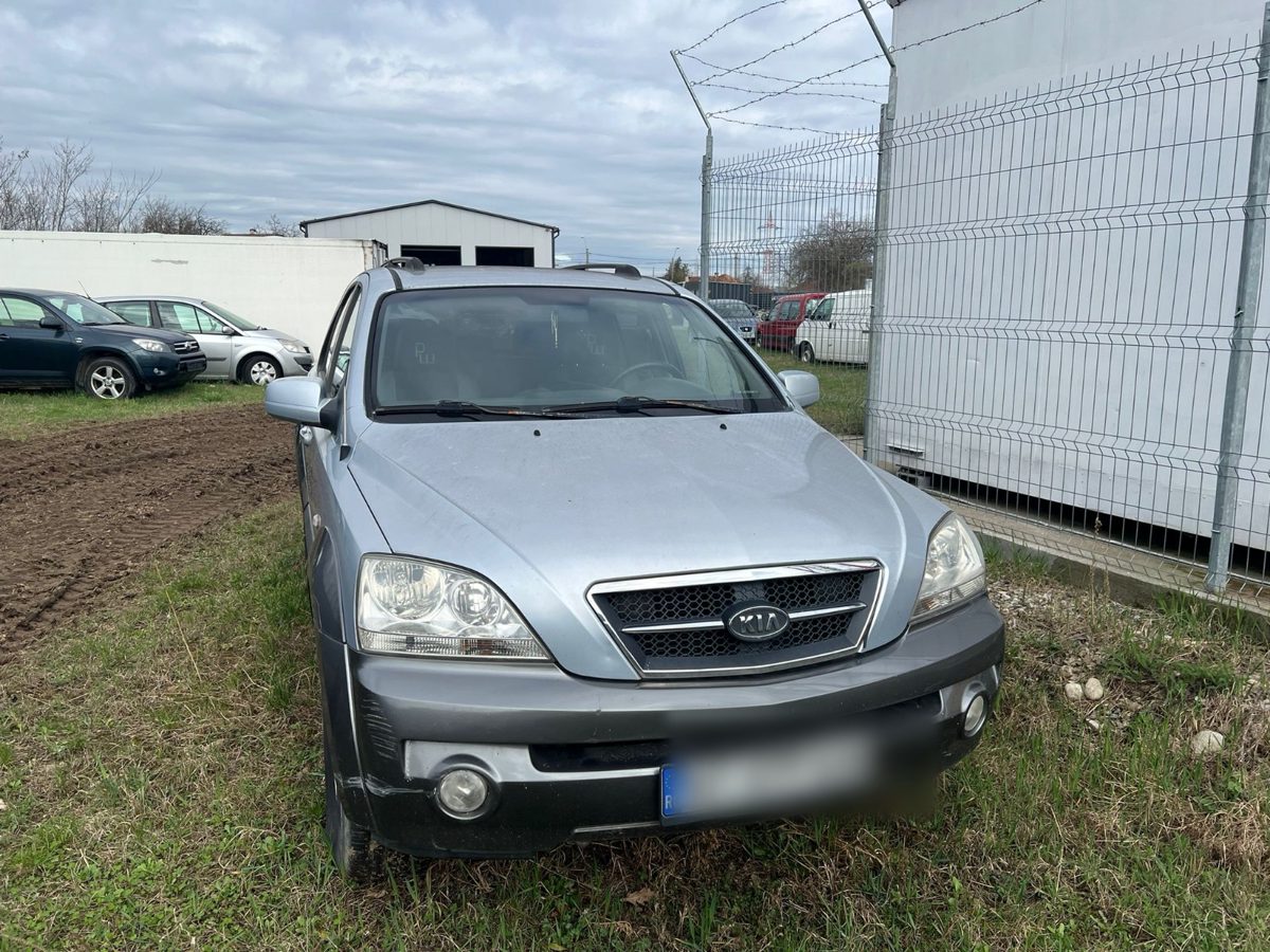 Autoturism marca KIA model Sorento 1