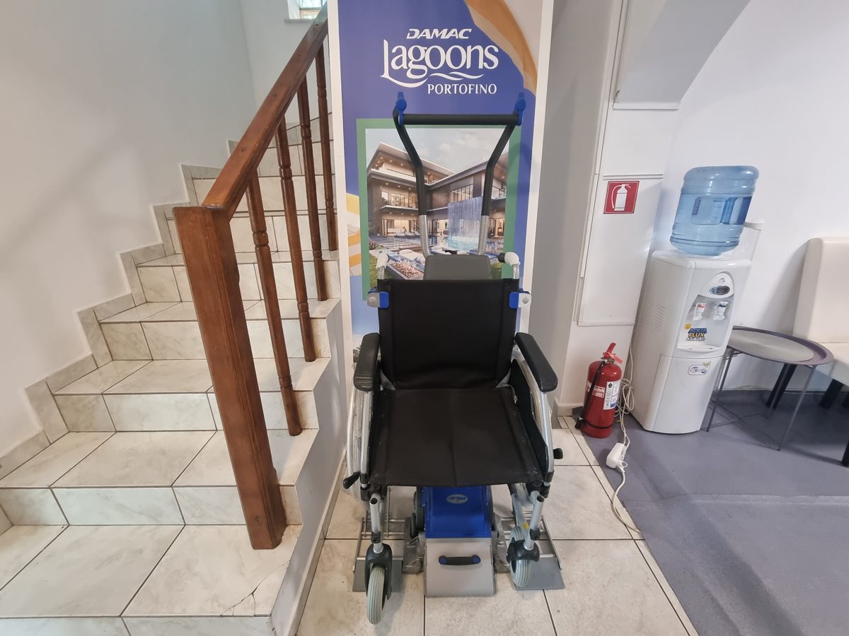 LIFT (LIFTKAR UNIVERSAL 160 + FOTOLIU RULANT BUDGET 48 cm) 1