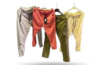 Pantaloni material sintetic