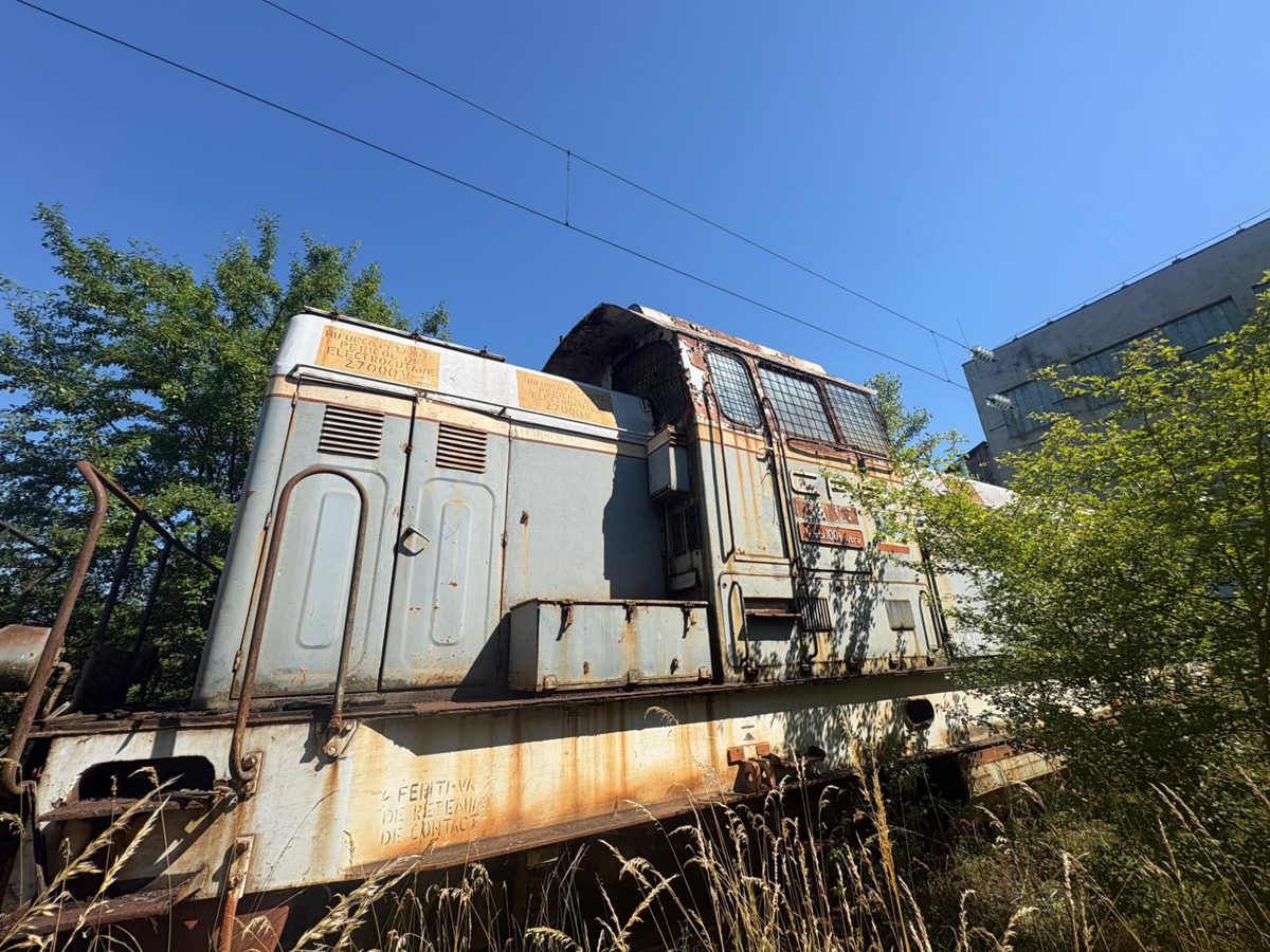 Locomotiva 600538 - LDH 1250 CP 92530800429-8 (01.12.1975) 1