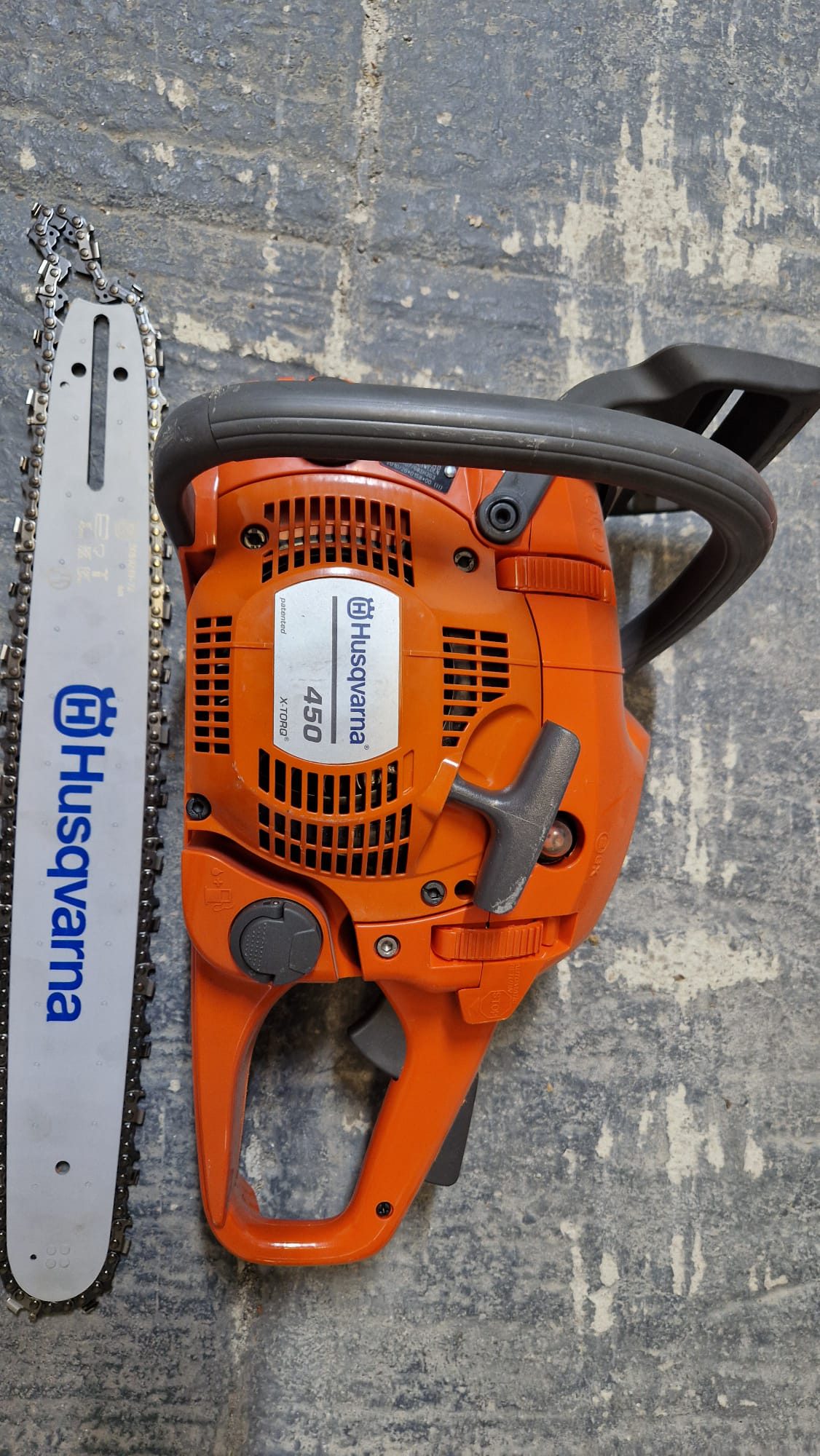Motofierastrau marca Husqvarna, model 450, cu lama si lant 1