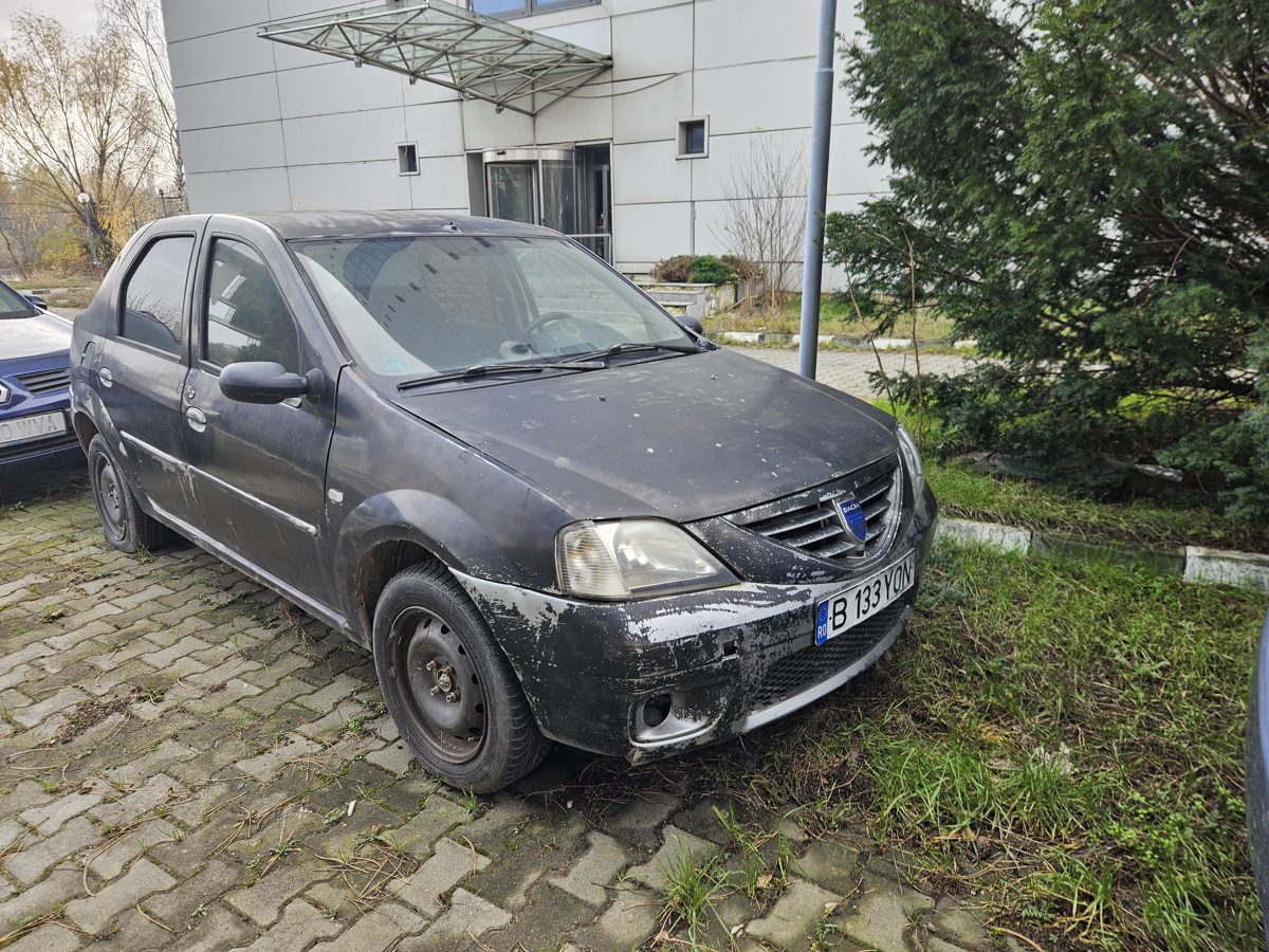 Dacia Logan, nr.inm. B - 133 - YON 1