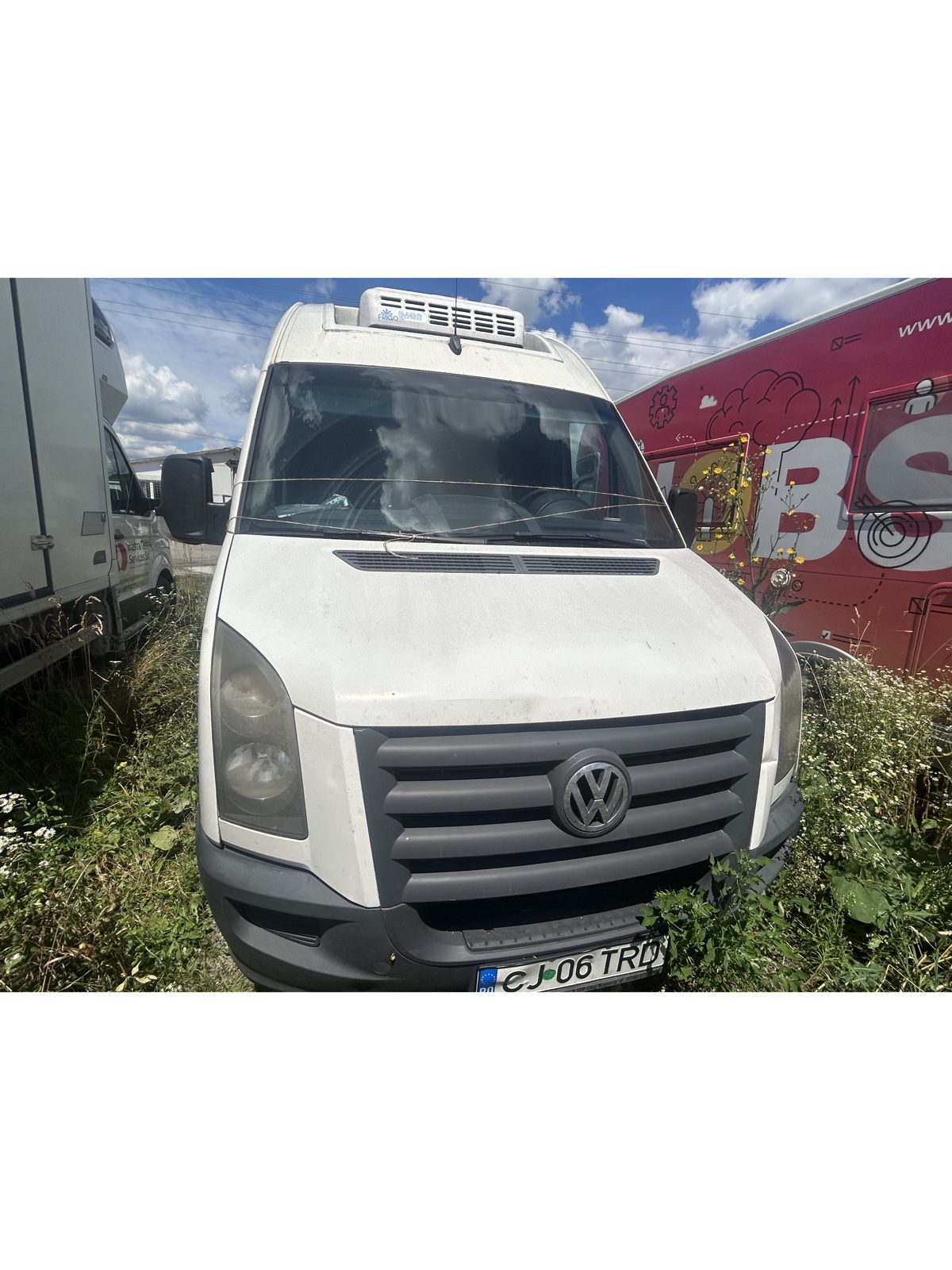 Autoutilitara marca VOLKSWAGEN model CRAFTER 1