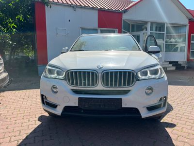 Autoturism marcaBMW X5 xDrive40e, 2016
