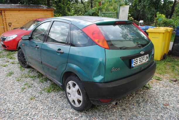 Autoturism  Ford Focus 1999 1
