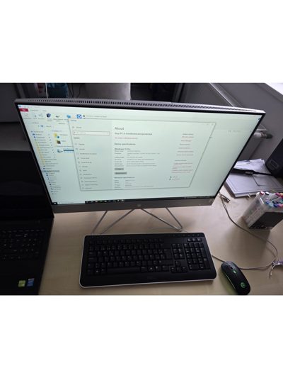 Sistem PC all-in-one  HP27, procesor Intel Core i7-10700T, memorie RAM 16Gb, diagonala 21.5"